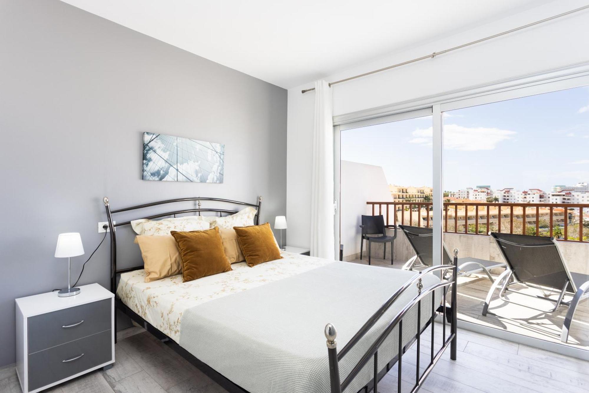 Apartment Classbnb - Bright & Spacious With Balconies Near La Pinta *